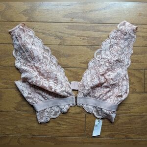 We are HAH peachy pink lace bralette with partial tags